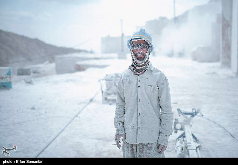 معدن سنگ مرمریت نی ریز 