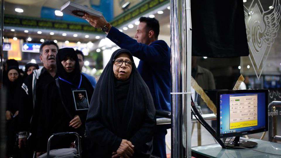  اعزام اولین گروه زائرین اربعین از راه آهن تهران 