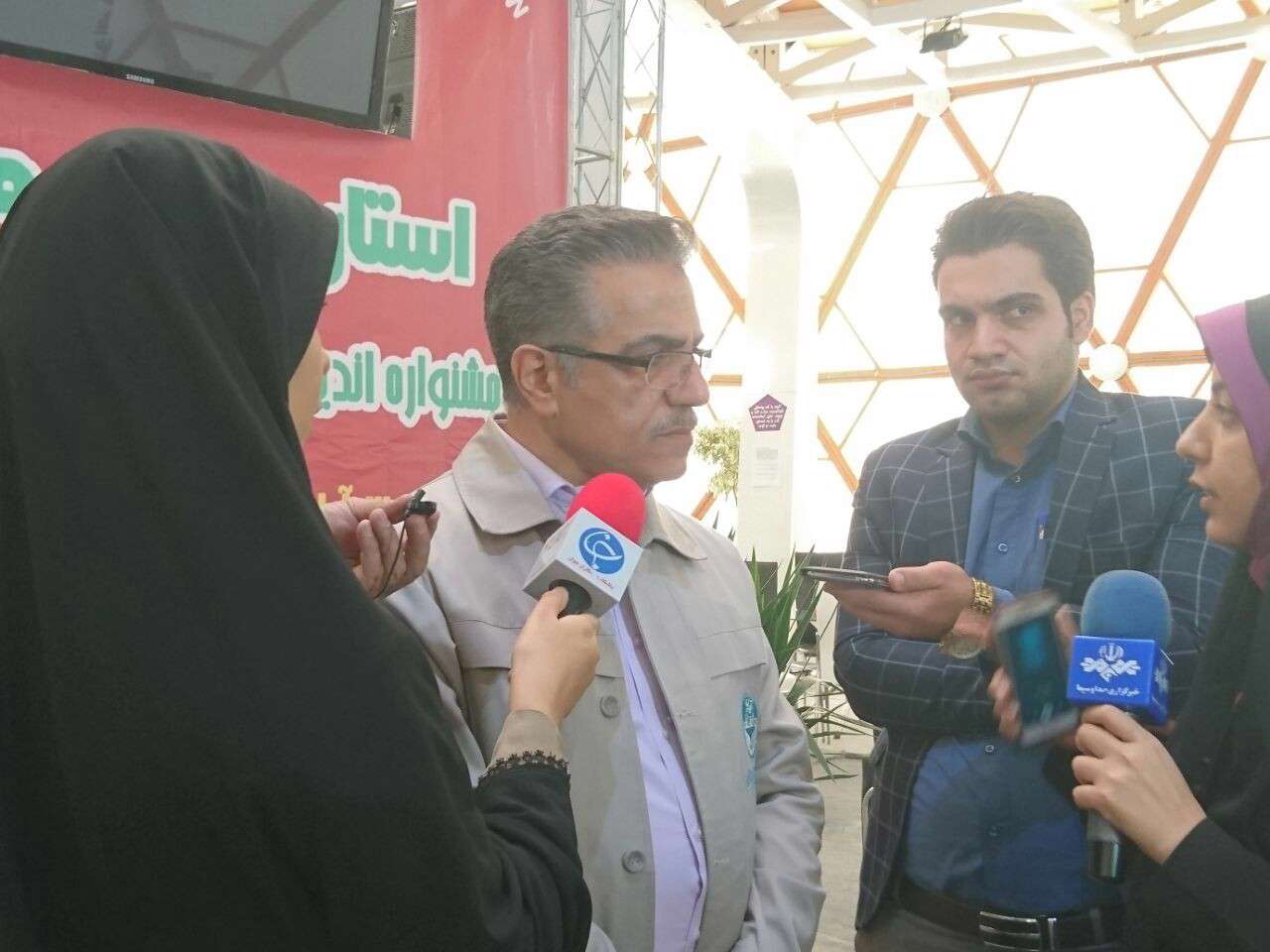 برگزاری نخستین کسب و کار نو با حمایت خیران برگزاری نخستین کسب و کار نو با حمایت خیران