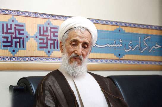 امکان سقوط انسان تا حد حیوان با تبعیت از هوای نفس امکان سقوط انسان تا حد حیوان با تبعیت از هوای نفس