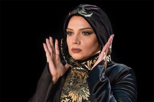 الهام پاوه نژاد