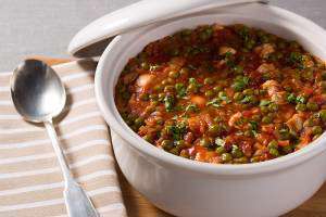 آشنایی با روش تهیهی خورشت نخود فرنگی آشنایی با روش تهیهی خورشت نخود فرنگی