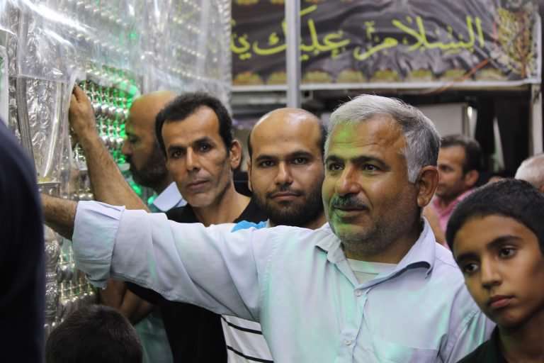 ضریح خیمهگاه امام حسین و حضرت قاسم برای نصب راهی کربلا میشود ضریح خیمهگاه امام حسین و حضرت قاسم برای نصب راهی کربلا میشود