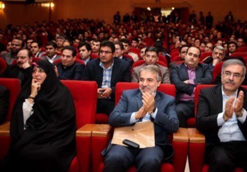 «نوبخت» در حزب اعتدال و توسعه ابقا شد «نوبخت» در حزب اعتدال و توسعه ابقا شد