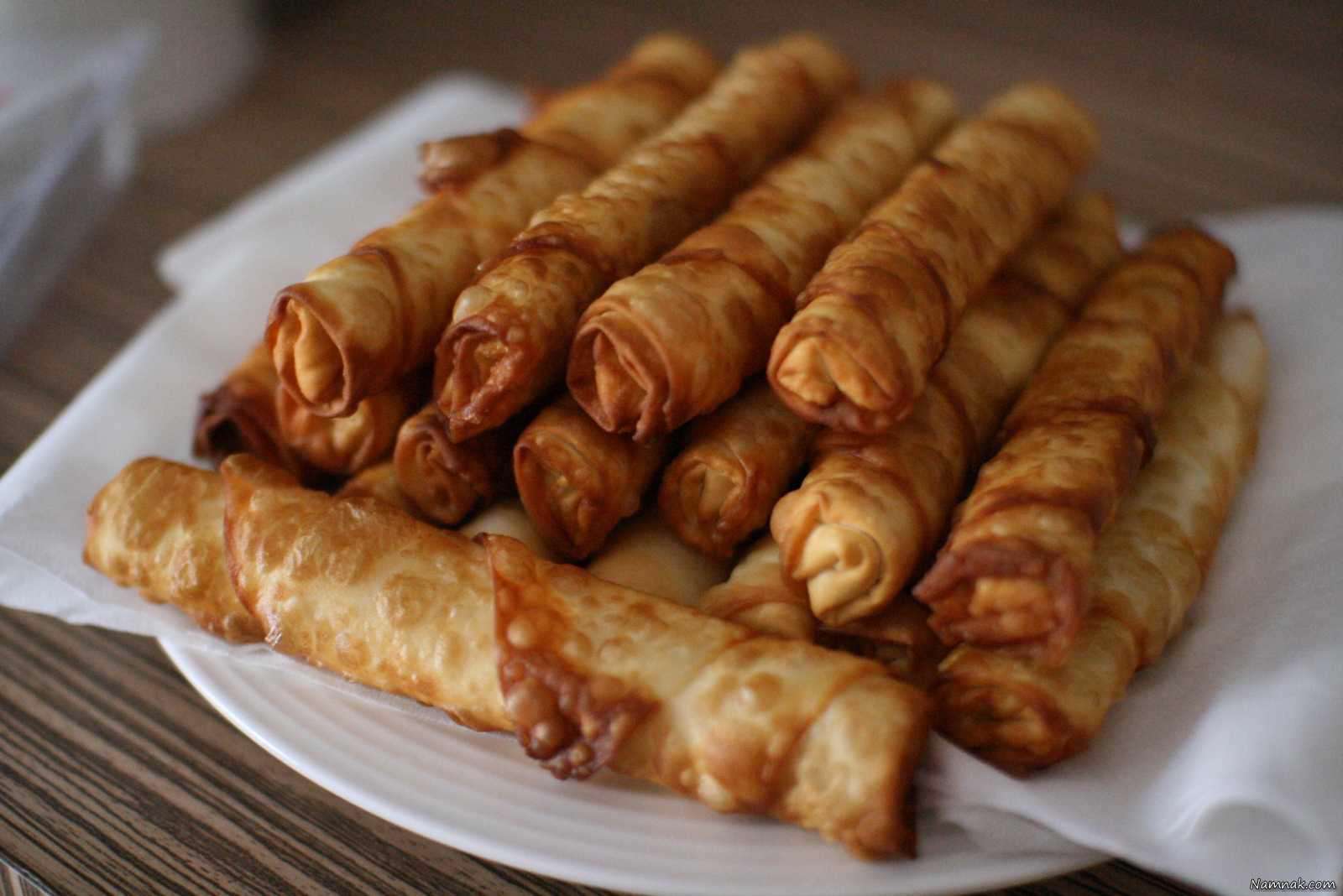 بورک گوشت و سیب زمینی لقمه ای