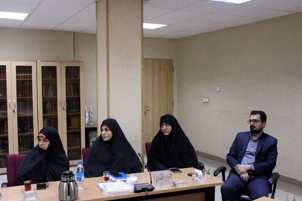 دیدار صمیمانه حجت الاسلام قمی با مدیران تبیان