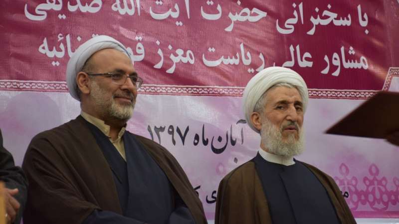 اطاعت از ولیفقیه، تجلی اطاعت از امام زمان(عج) است اطاعت از ولیفقیه، تجلی اطاعت از امام زمان(عج) است