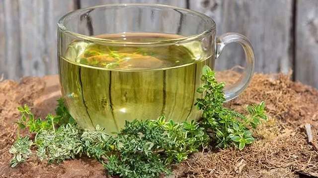 عرقیات گیاهی و فواید آنها (1) عرقیات گیاهی و فواید آنها (1)