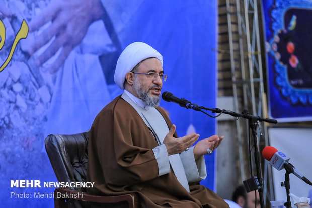آیت الله محسن اراکی