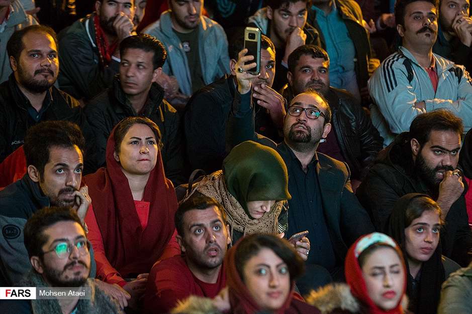 تماشای دیدار پرسپولیس و کاشیما در پارک لاله