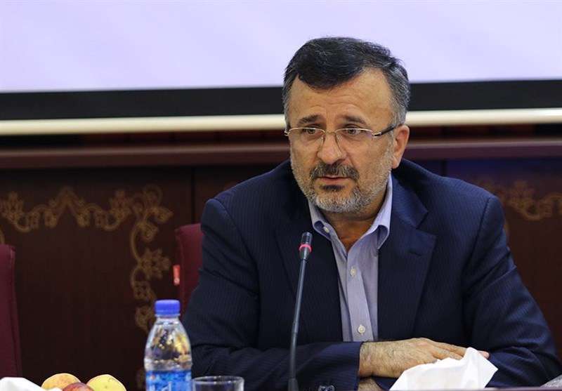 داورزنی: با استعفای خادم موافقت شد داورزنی: با استعفای خادم موافقت شد