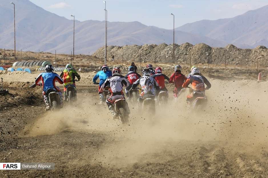 مسابقات موتور کراس قهرمانی کشور در همدان