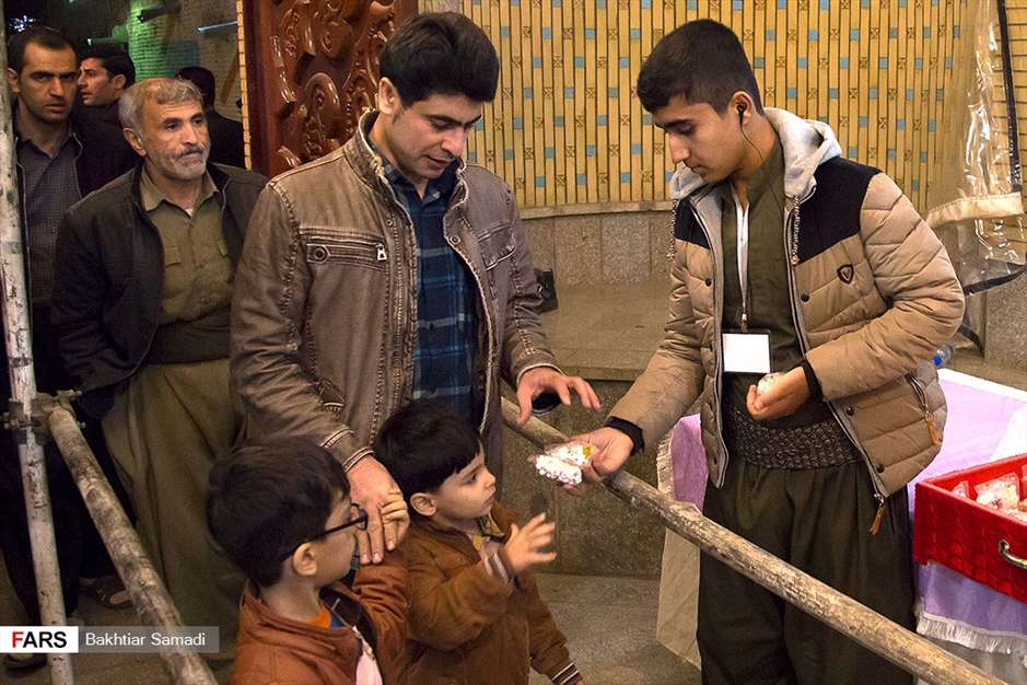 مراسم مولودی خوانی در سنندج