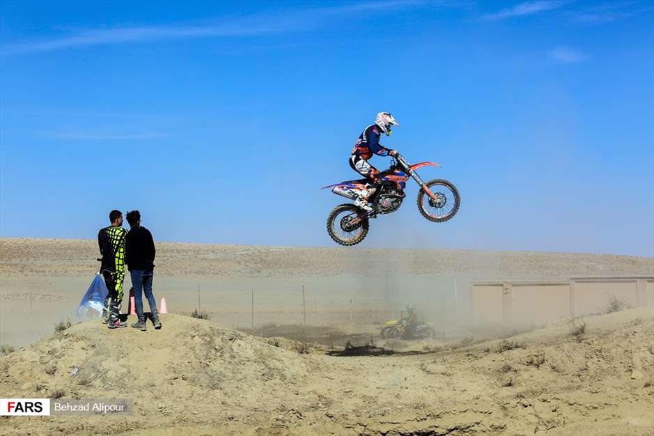 مسابقات موتور کراس قهرمانی کشور در همدان