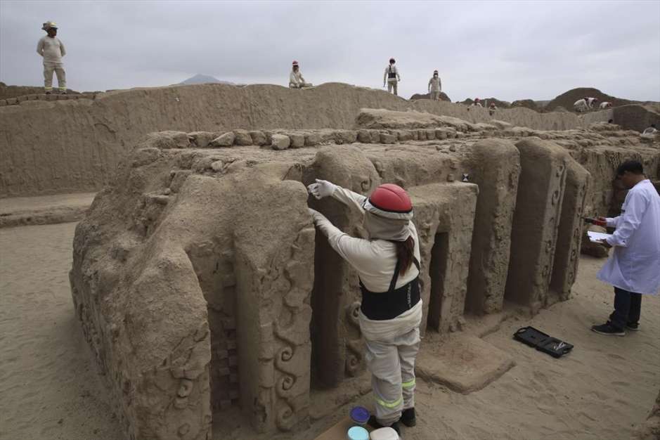 بت های چوبی پرو