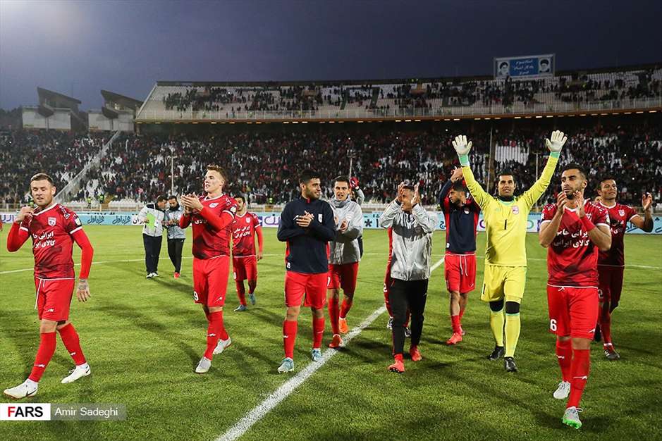 لیگ برتر فوتبال تراکتورسازی ۴ ـ ذوب آهن ۱