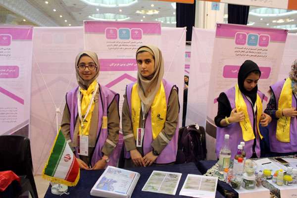 غرفه تبیان در نمایشگاه گیاهان دارویی