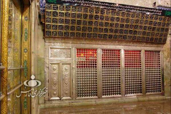 پنجره ضریح شهدای کربلا ماه آینده در حرم امام حسین (ع) نصب میشود پنجره ضریح شهدای کربلا ماه آینده در حرم امام حسین (ع) نصب میشود
