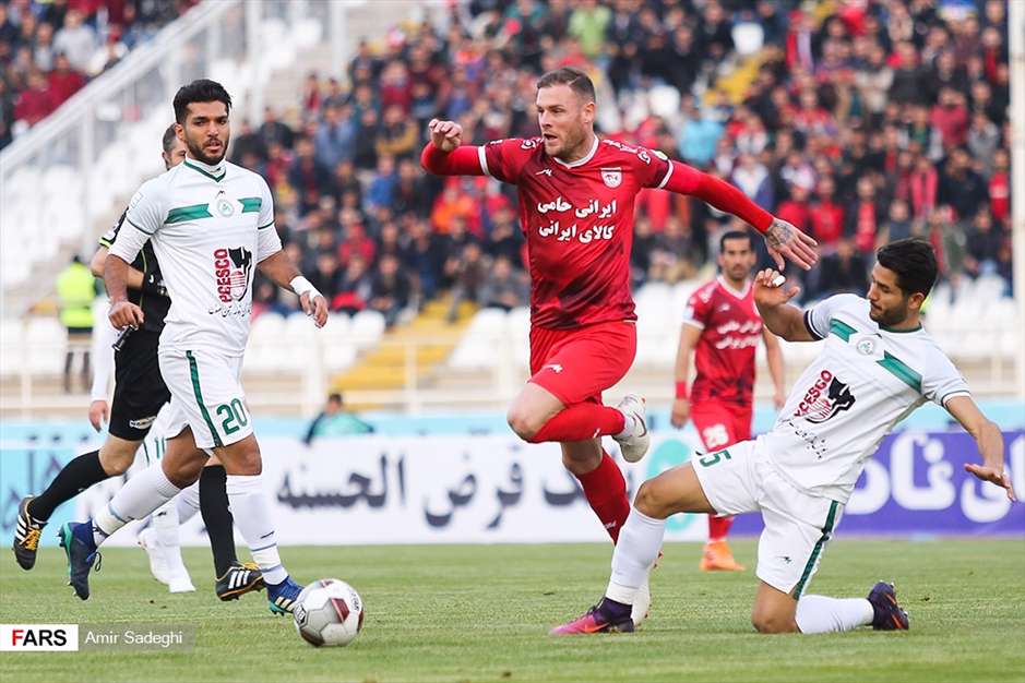 لیگ برتر فوتبال تراکتورسازی ۴ ـ ذوب آهن ۱