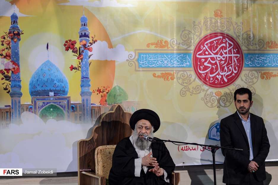 مراسم عمامه گذاری طلاب مدرسه علمیه امام خامنه‌ای اهواز