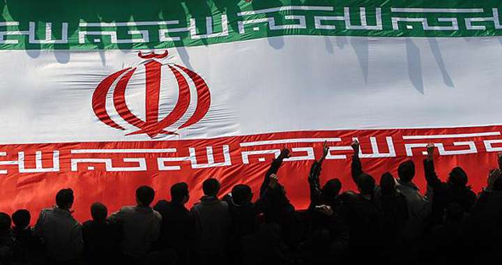 هوشیاری در بزنگاههای سیاسی هوشیاری در بزنگاههای سیاسی