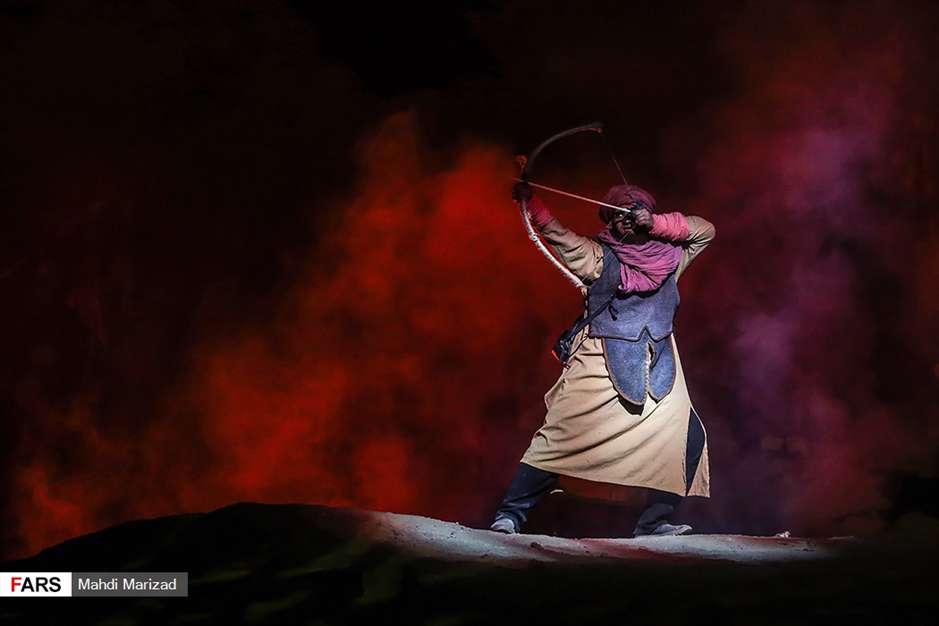 نمایش بزرگ «تنهاتر از مسیح»