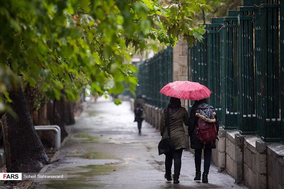 بارش باران پاییزی در تهران