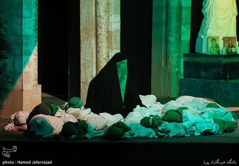 نمایش (خورشید از حلب طلوع می‌کند) 