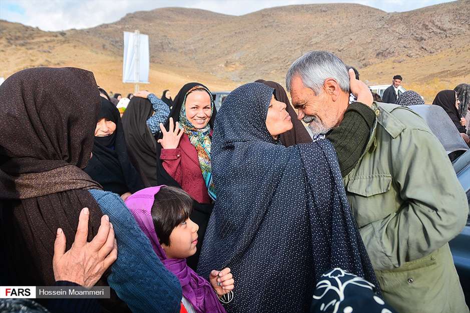 کاروان پیاده زائران مشهد مقدس