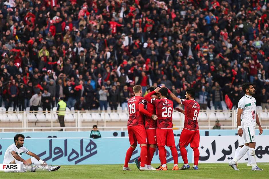 لیگ برتر فوتبال تراکتورسازی ۴ ـ ذوب آهن ۱