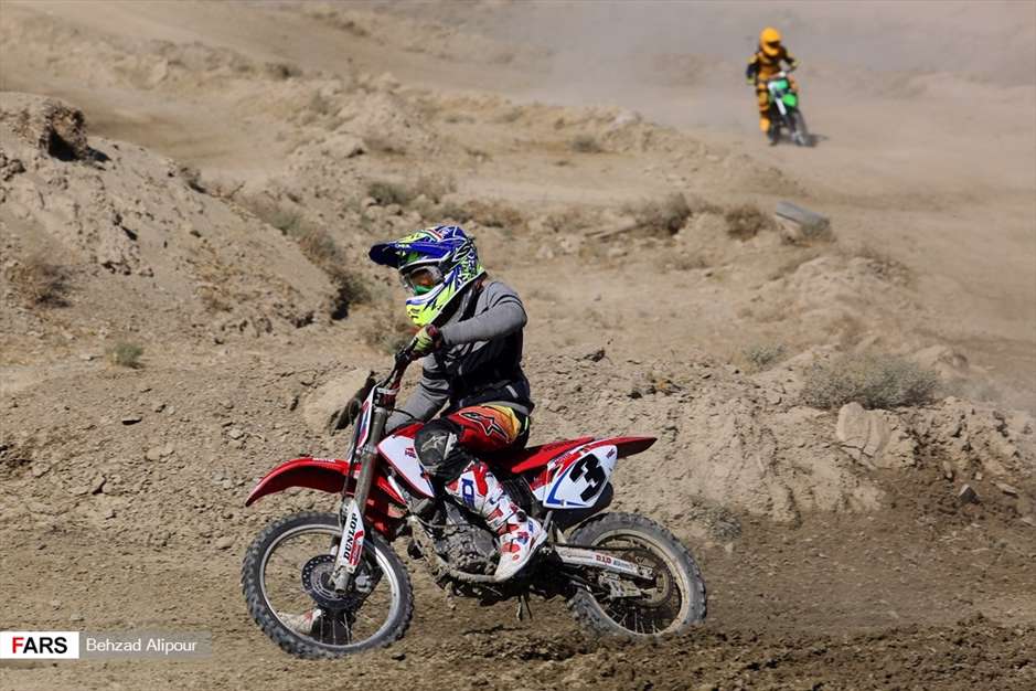 مسابقات موتور کراس قهرمانی کشور در همدان