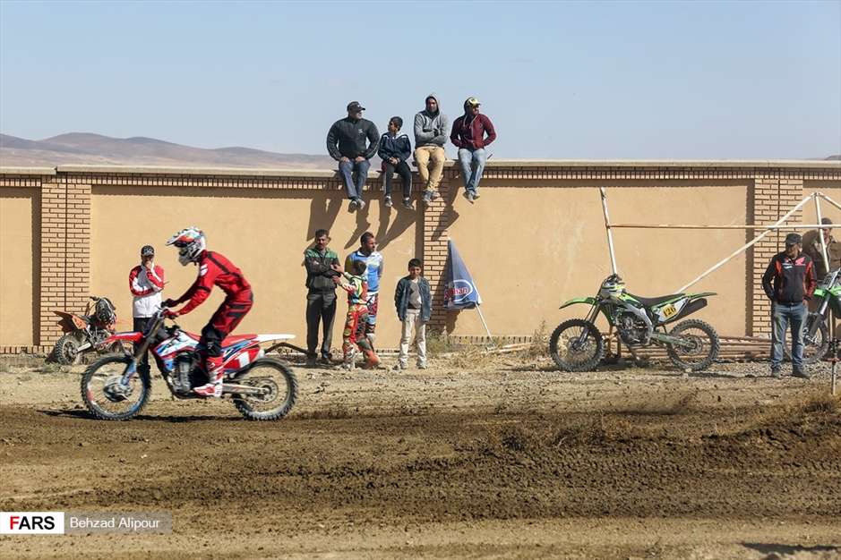 مسابقات موتور کراس قهرمانی کشور در همدان