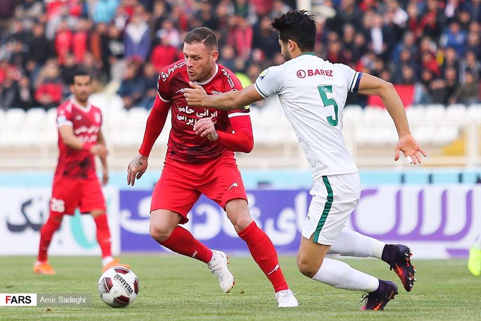 لیگ برتر فوتبال تراکتورسازی ۴ ـ ذوب آهن ۱