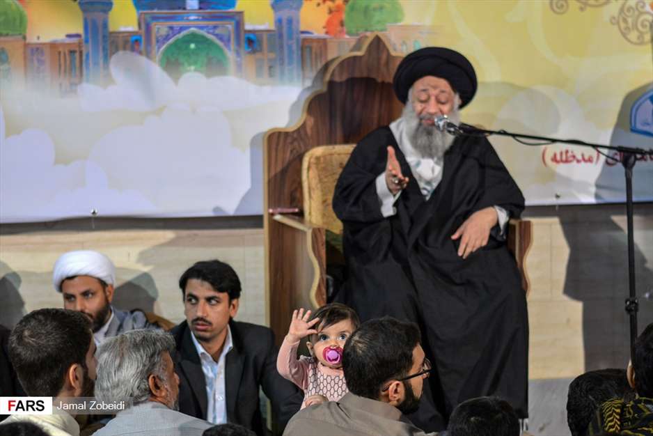 مراسم عمامه گذاری طلاب مدرسه علمیه امام خامنه‌ای اهواز