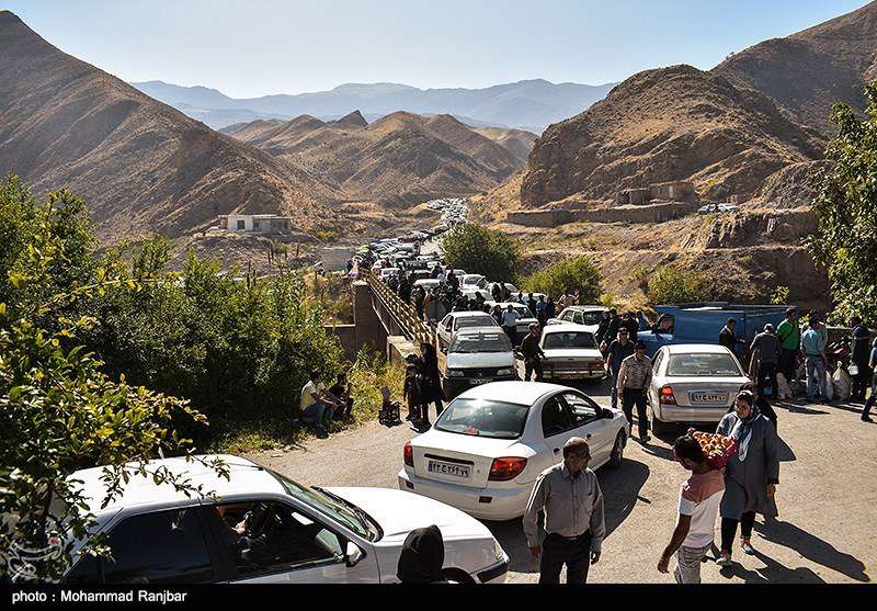 جشنواره انار در روستای انبوه رودبار 
