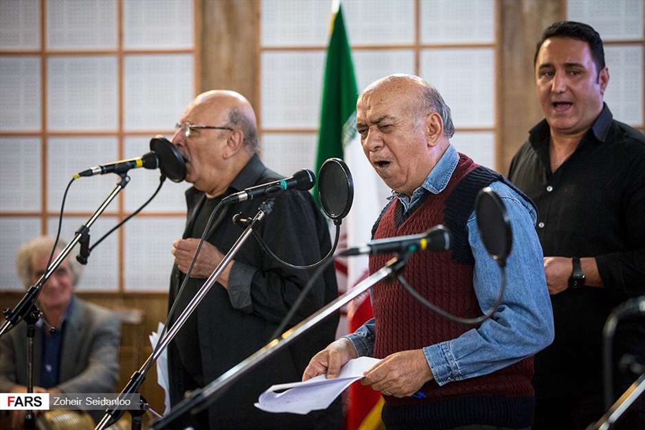 تقدیر از پیشکسوتان طنز رادیو