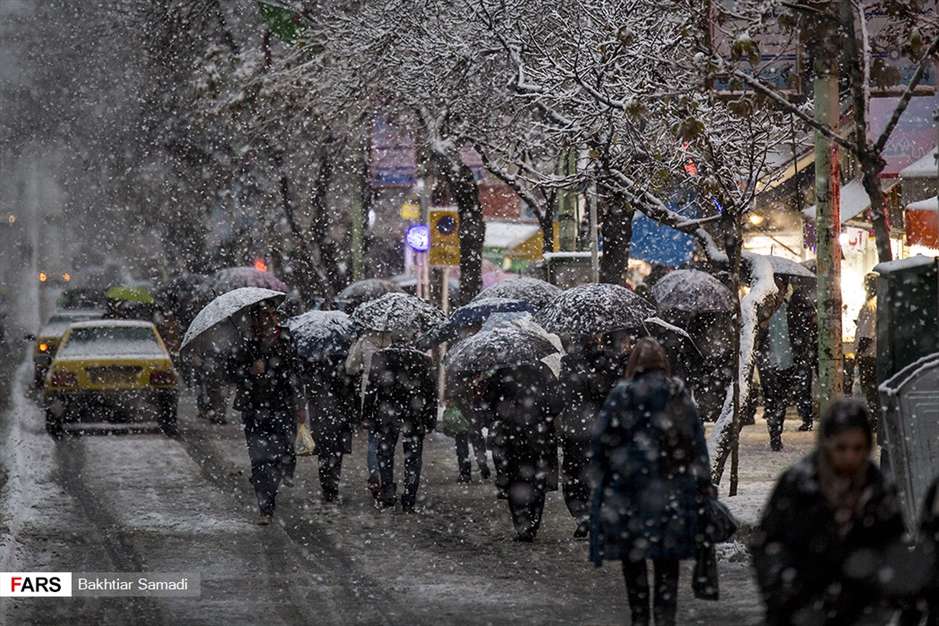 قامت سفید سنندج در واپسین روزهای پاییز