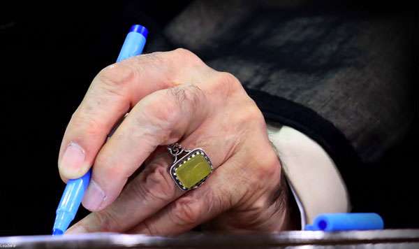 استفتائات جدید حضرت آیت الله خامنهای استفتائات جدید حضرت آیت الله خامنهای