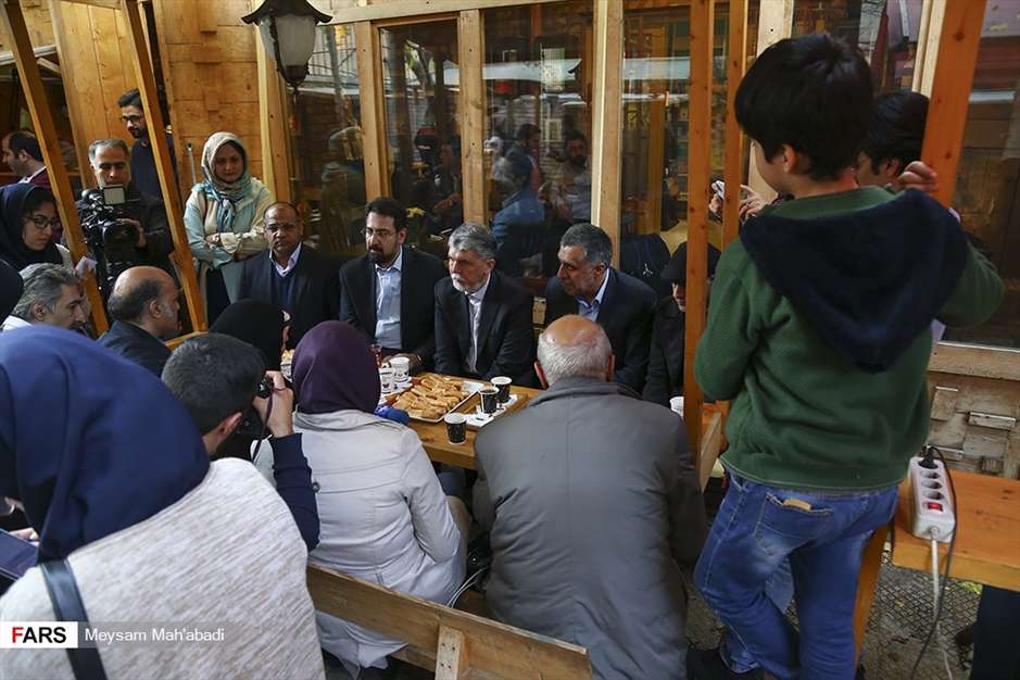 کتابگردی وزیر فرهنگ و ارشاد اسلامی