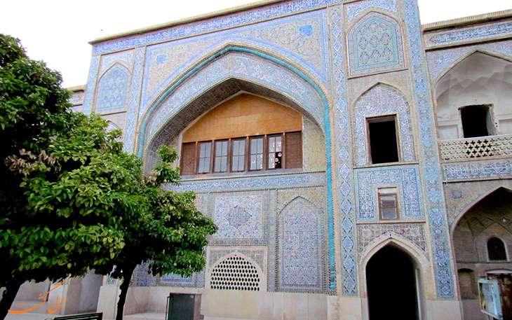 مدرسه خان شیراز، محل تحصیل ملاصدرا دانشمند بزرگ ایرانی مدرسه خان شیراز، محل تحصیل ملاصدرا دانشمند بزرگ ایرانی