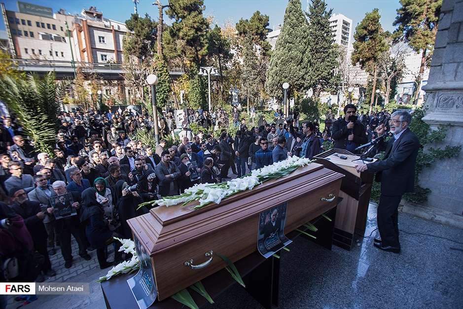 مراسم تشییع پیکر مرحوم زرویی نصرآباد