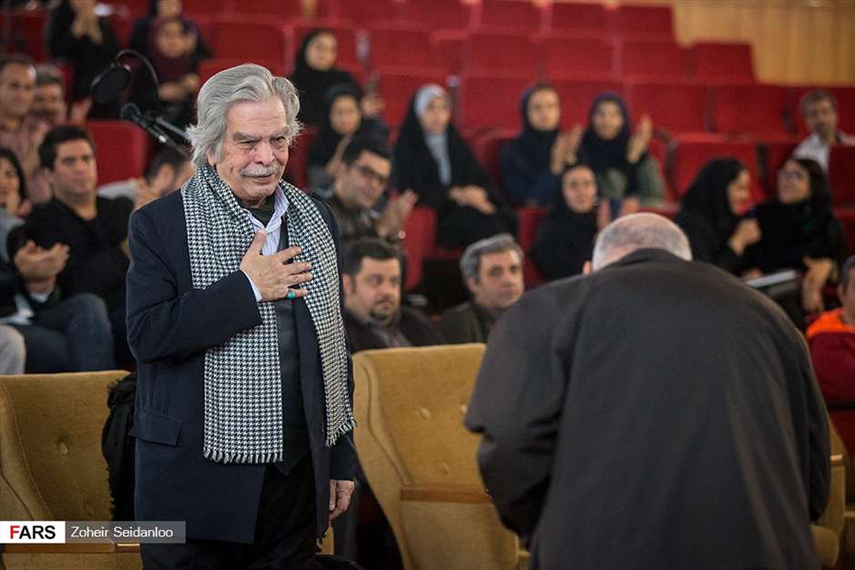 تقدیر از پیشکسوتان طنز رادیو