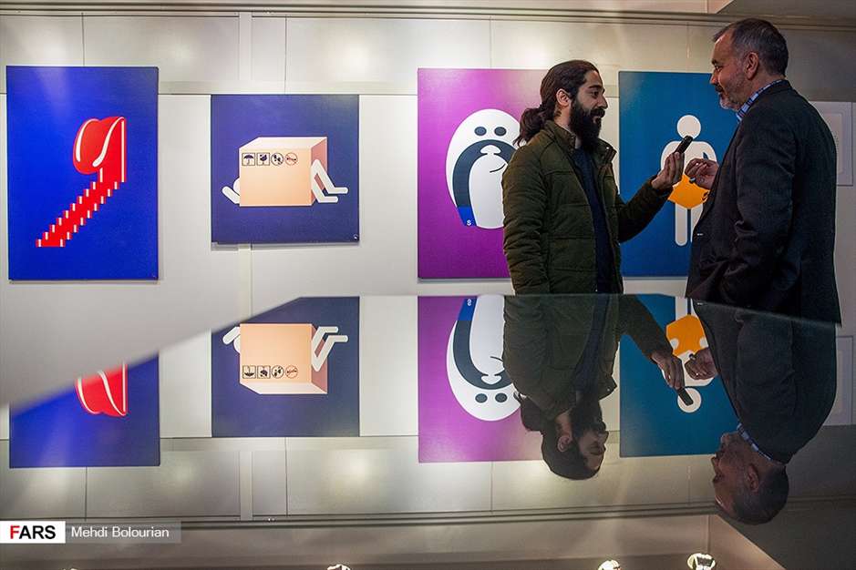 نمایشگاه کارتون و گرافیک محمدحسین نیرومند