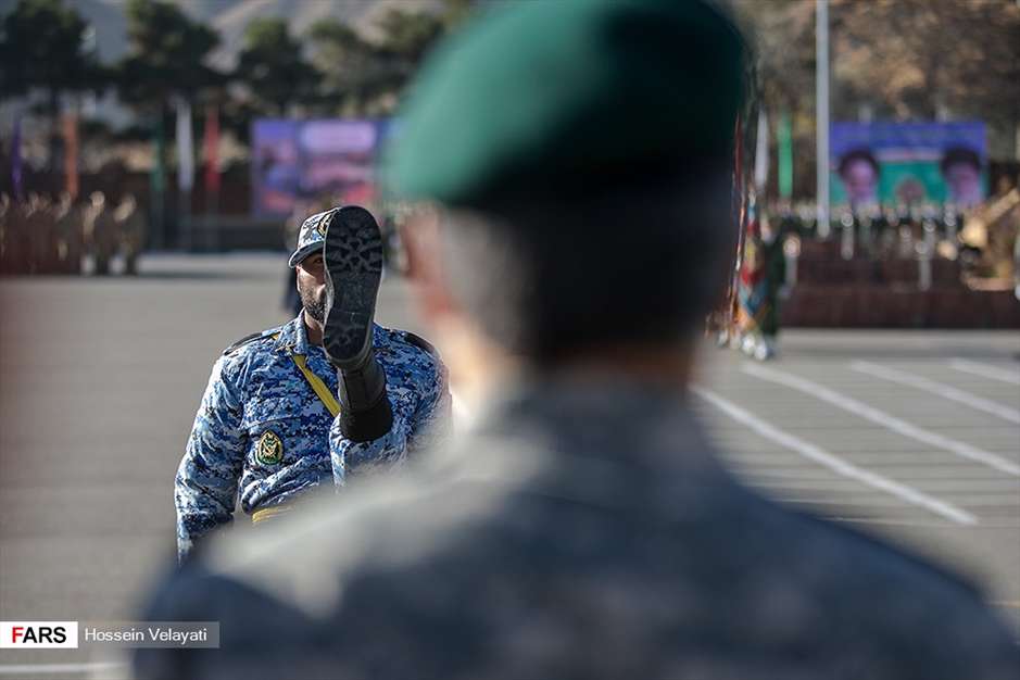 مراسم اعطای سردوشی به دانش‌پژوهان آموزشگاه‌های نظامی ارتش