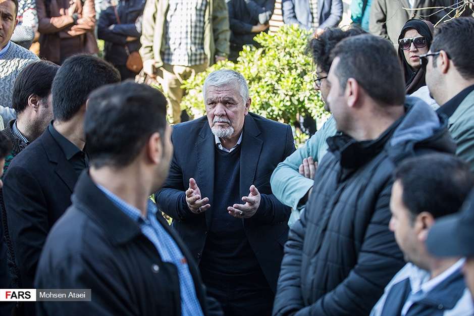 مراسم تشییع پیکر مرحوم زرویی نصرآباد