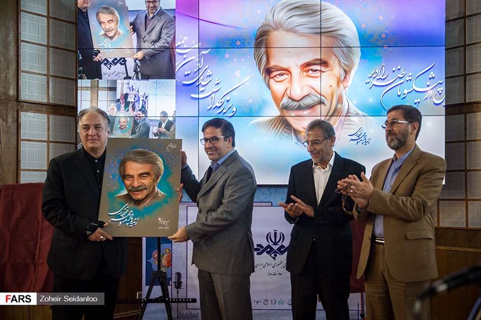 تقدیر از پیشکسوتان طنز رادیو