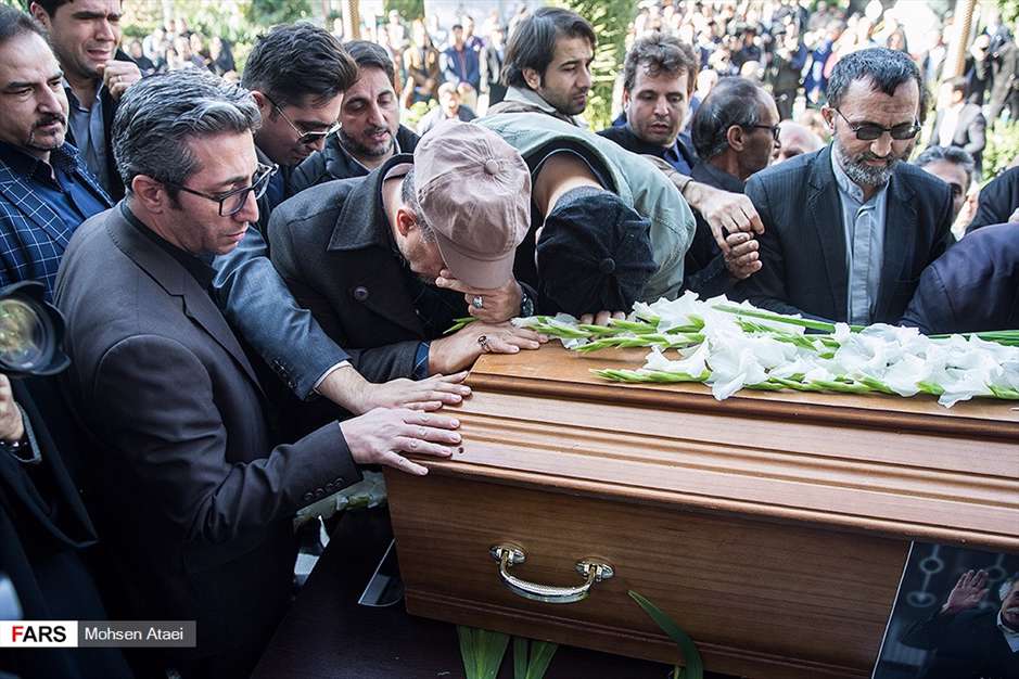 مراسم تشییع پیکر مرحوم زرویی نصرآباد