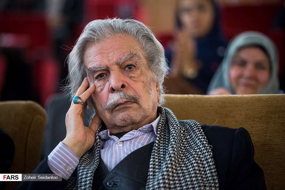 تقدیر از پیشکسوتان طنز رادیو