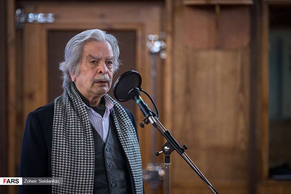 تقدیر از پیشکسوتان طنز رادیو