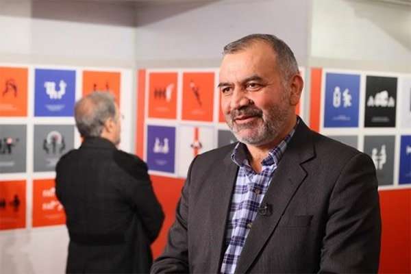 محمدحسین نیرومند، هنرمند گرافیست